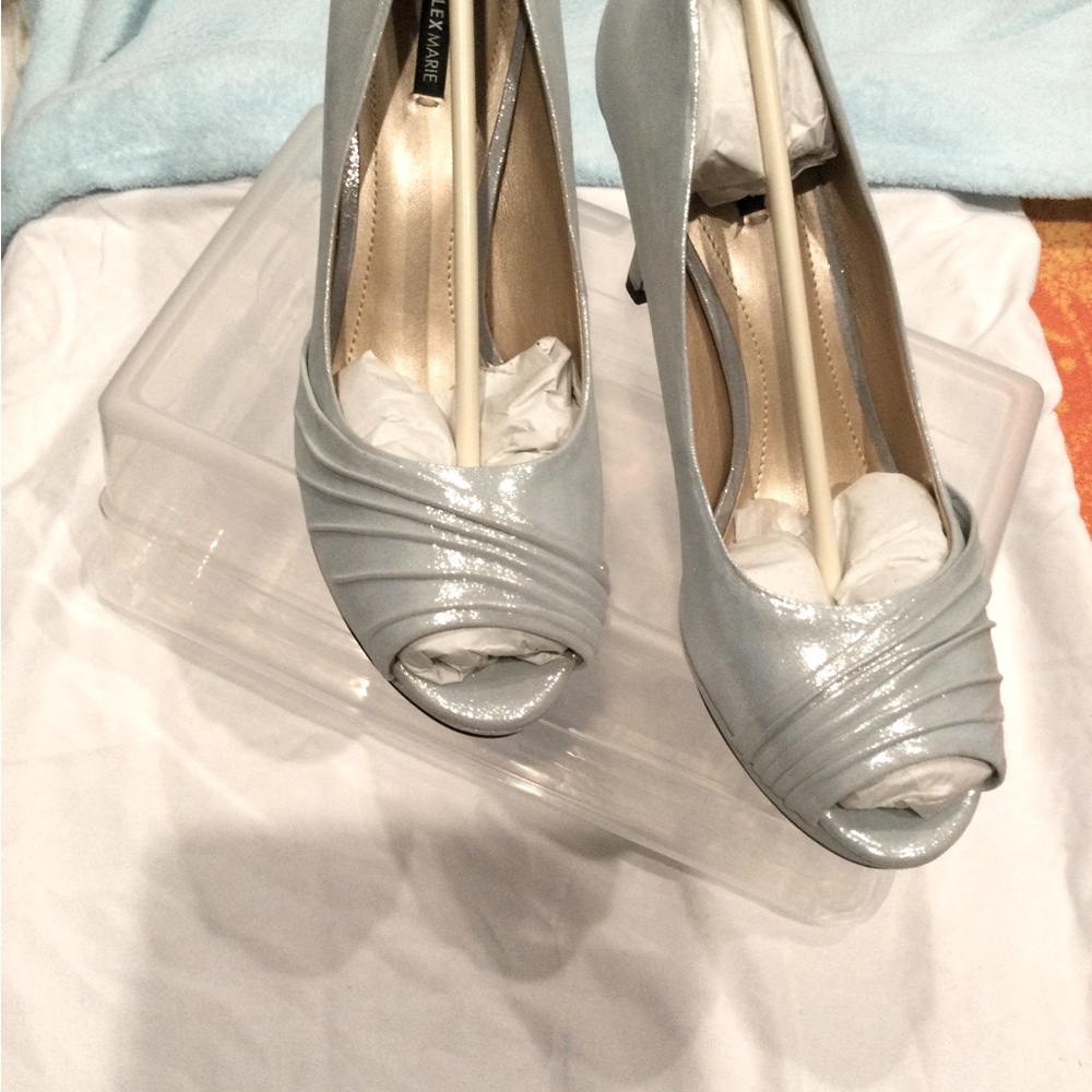 Womens dress shoes